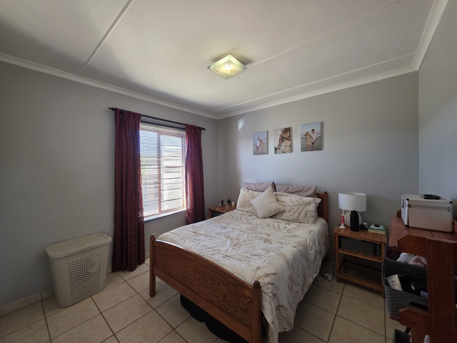 2 Bedroom Property for Sale in Jeffreys Bay Central Eastern Cape